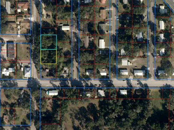 23 NE 4th St, Chiefland, FL 32692