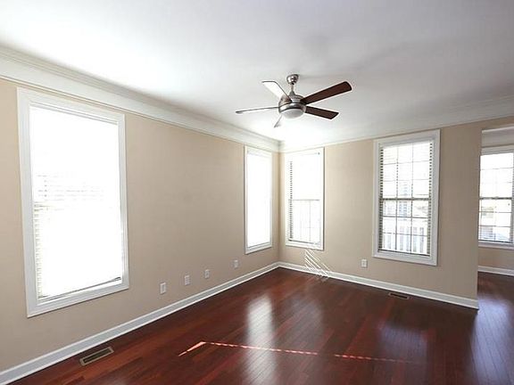 5th image of 420 Panorama Park Pl