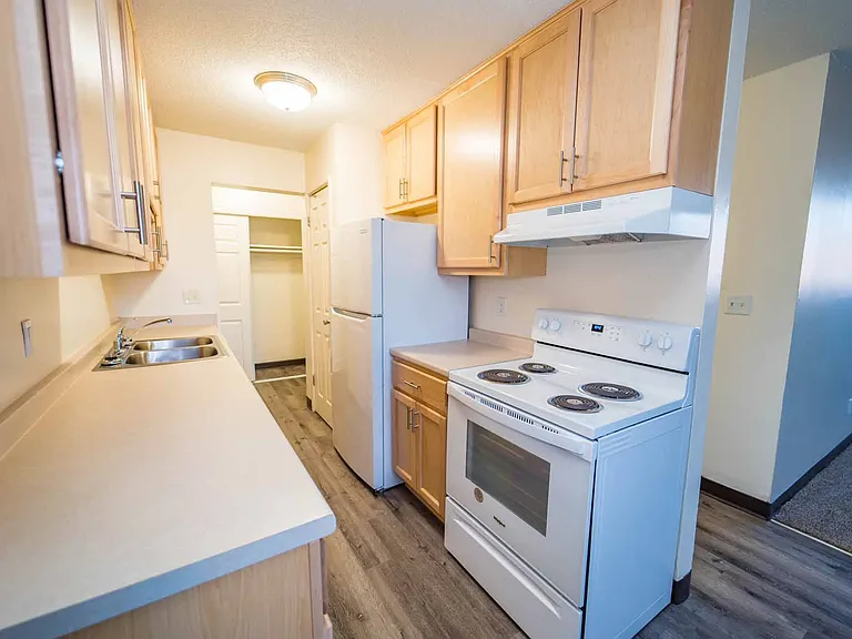 Century Oaks Apartments — Photo 16