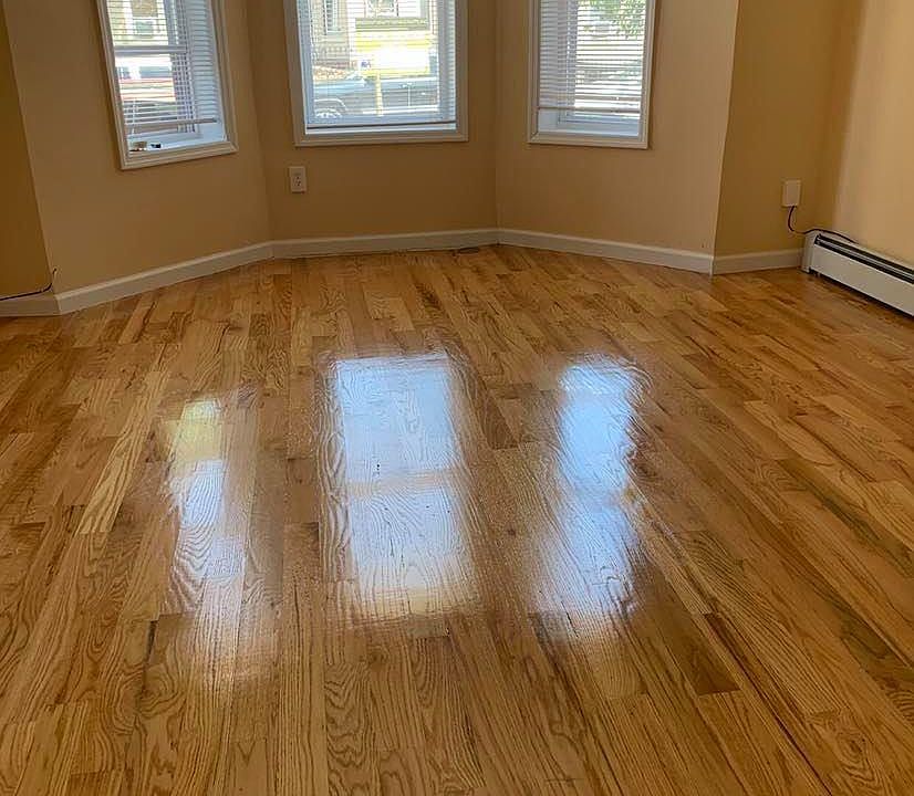 2nd image of 460 Drew St