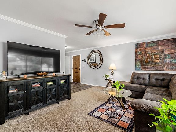 4th image of 1001 Cottingham Rd