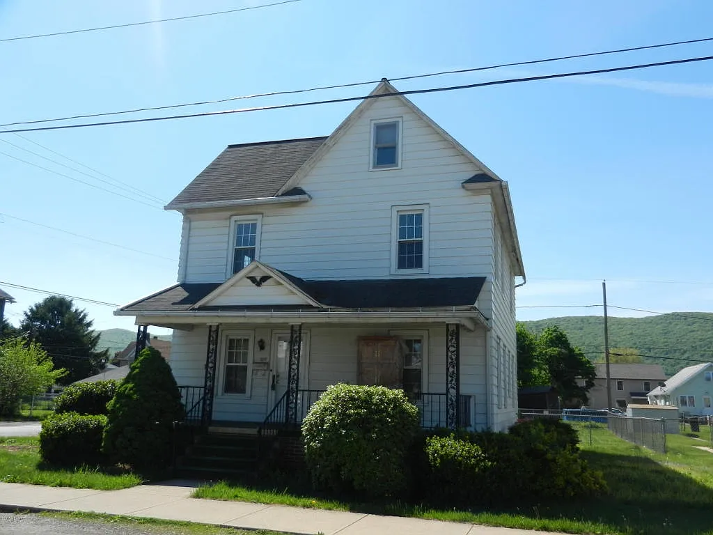 2177 Mosser Ave photo 1