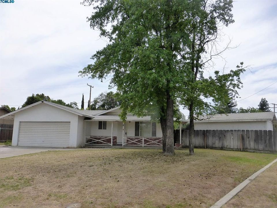 2nd image of 2713 N Wren Dr