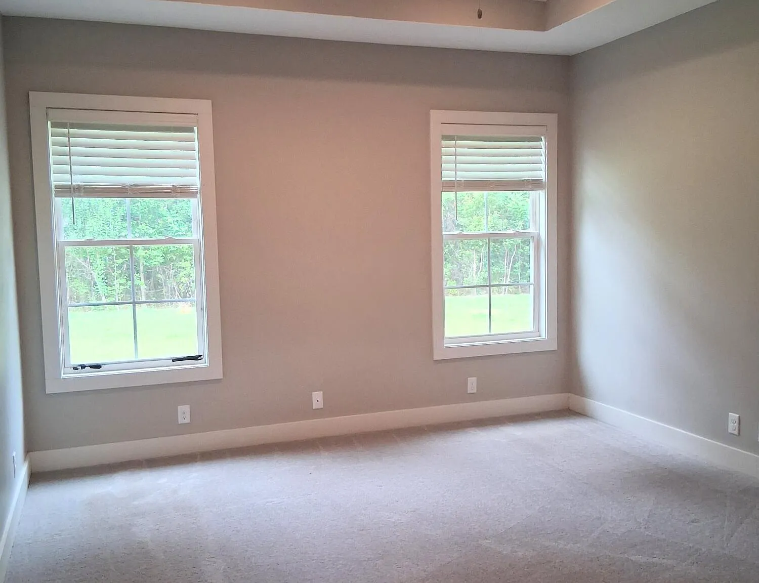 4 bed, 2.0 bath, 2019 sqft, $2,650 — Photo 3