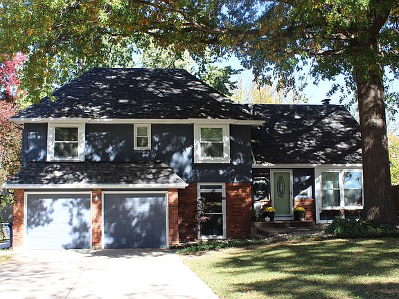 2nd image of 11308 W 99th Pl