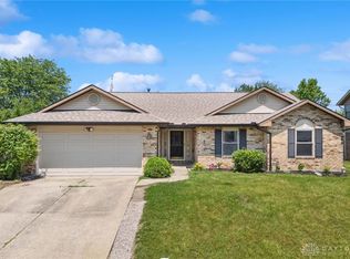 6761 Deer Meadows Dr, Dayton, OH 45424