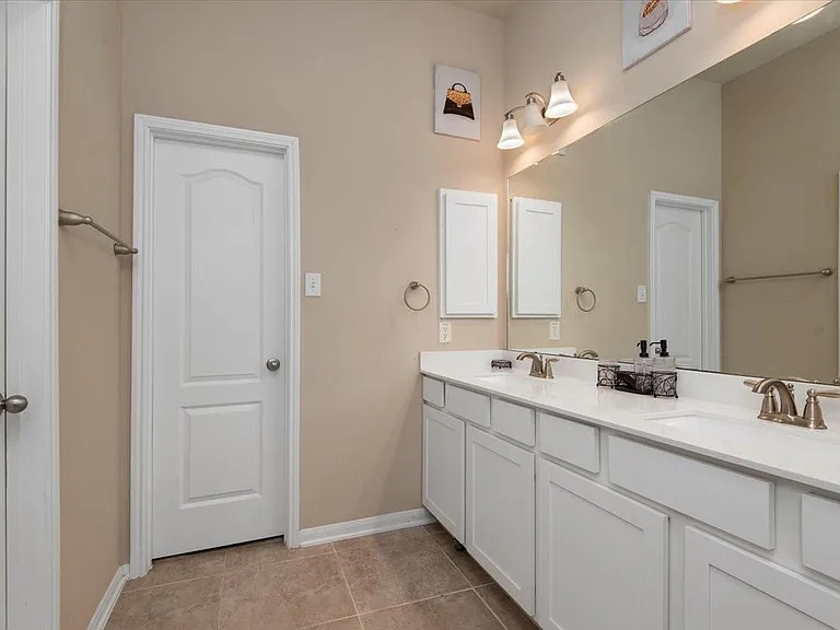 2127 Blossomcrown Dr — Photo 11