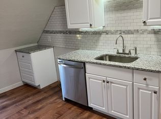 325 Maple Ter APT 3, Pittsburgh, PA 15211