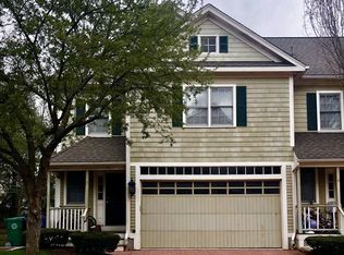 39 Court St APT 3, Newton, MA 02458
