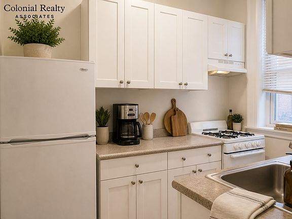 4th image of 12 Orkney Rd #32