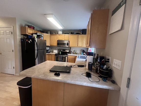 3rd image of 1460 Bergamont St #1