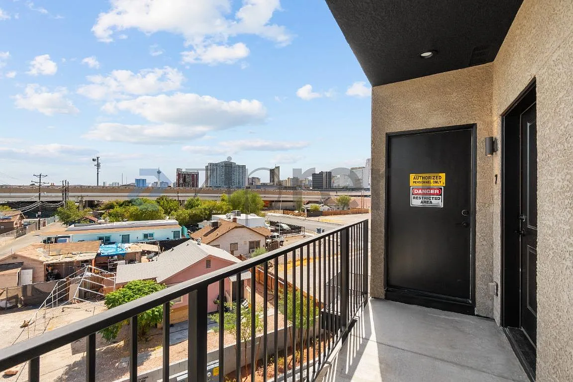 1 bed, 515 sqft, $1,200 — Photo 3