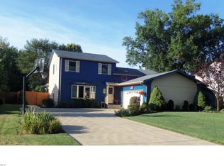20464 Village Green Dr, Strongsville, OH 44149