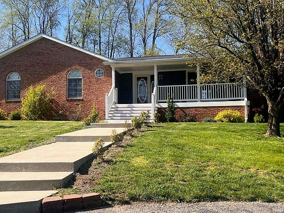 3rd image of 1780 W Lancaster Dr