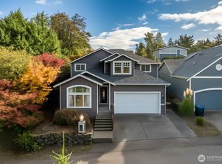 722 E Tacoma St, Kent, WA 98030