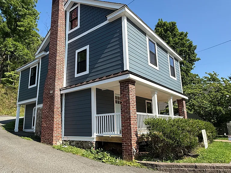70 Main St — Photo 1