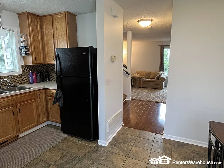 15507 Foghorn Ln — Photo 9