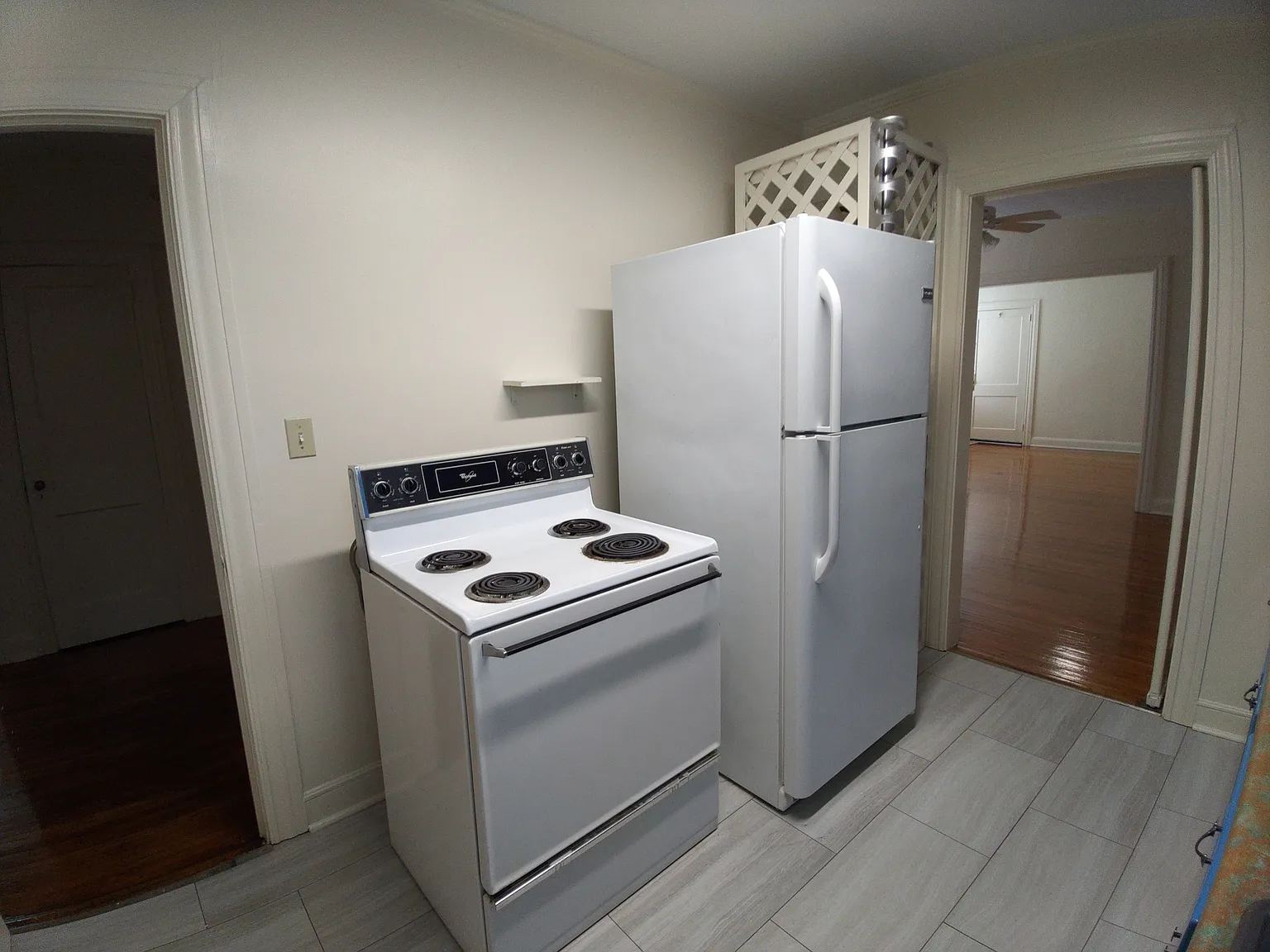 200 E Montgomery St — Photo 2