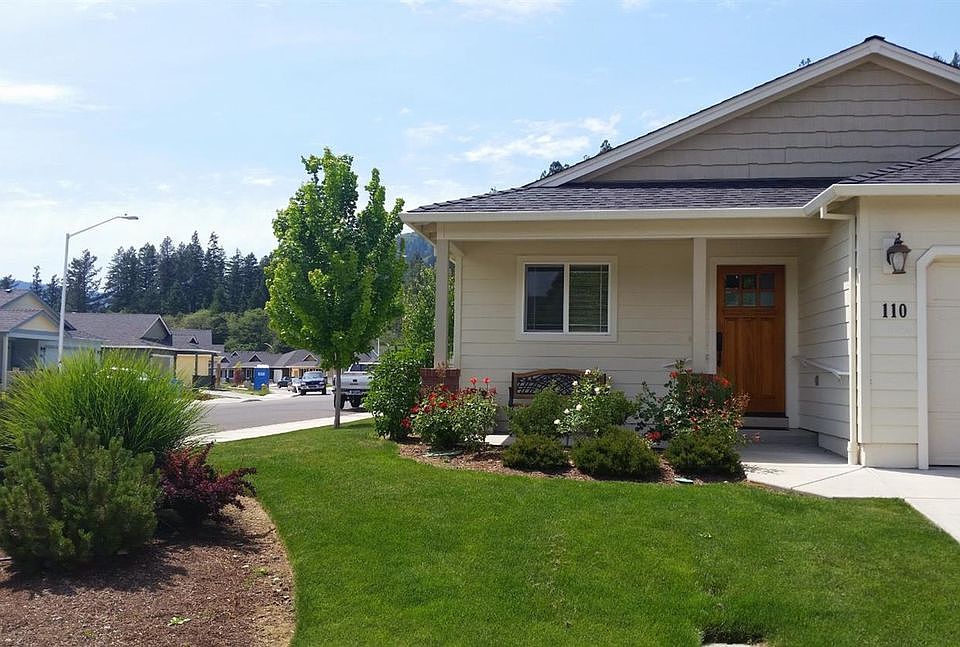 1st image of 110 Westbrook Dr