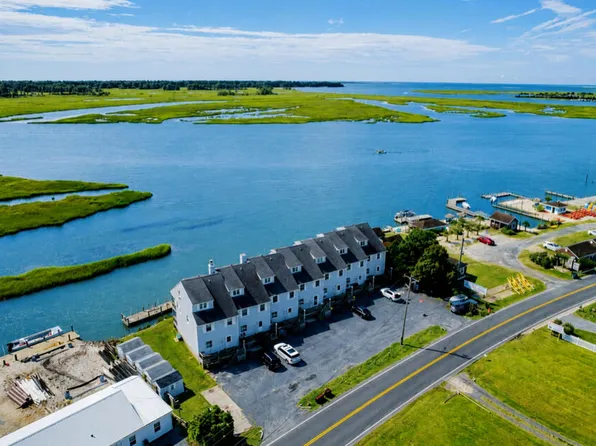 7550 E Side Rd, Chincoteague Island, VA 23336