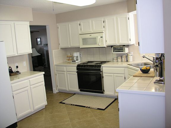 Bright Kitchen!