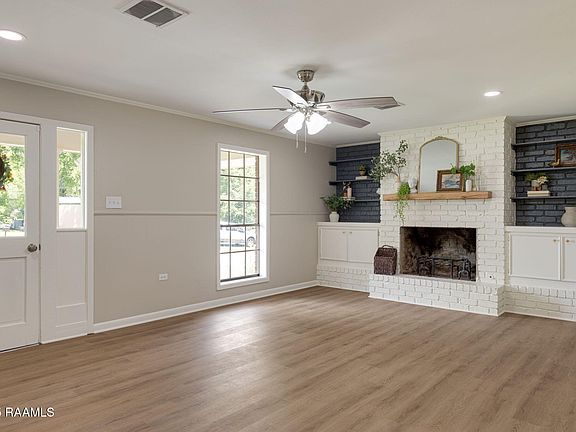 5th image of 204 Tillou Andrus Dr