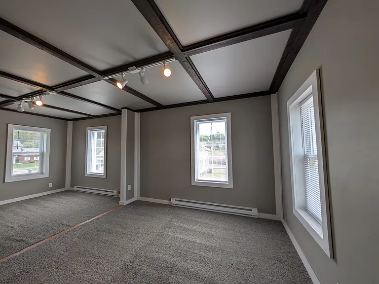 56 Franklin Ave #B — Photo 6
