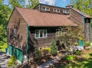 15 Old Clinton Rd, Lebanon, NJ 08833