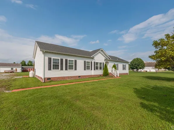 49 Stocks Ln, Corapeake, NC 27926