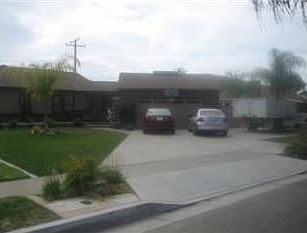 1st image of 635 S Grove Ave