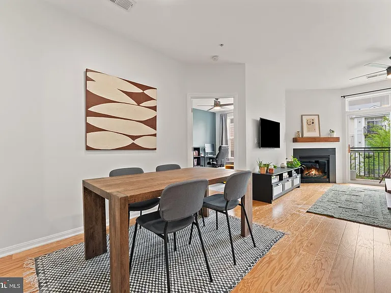 2665 Prosperity Ave #314 — Photo 10