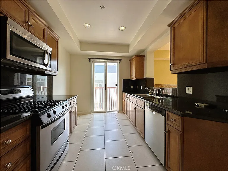 320 S Willaman Dr #402 — Photo 15