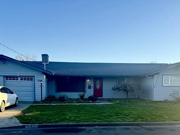 106 Victoria Way, Central Pt, OR 97502