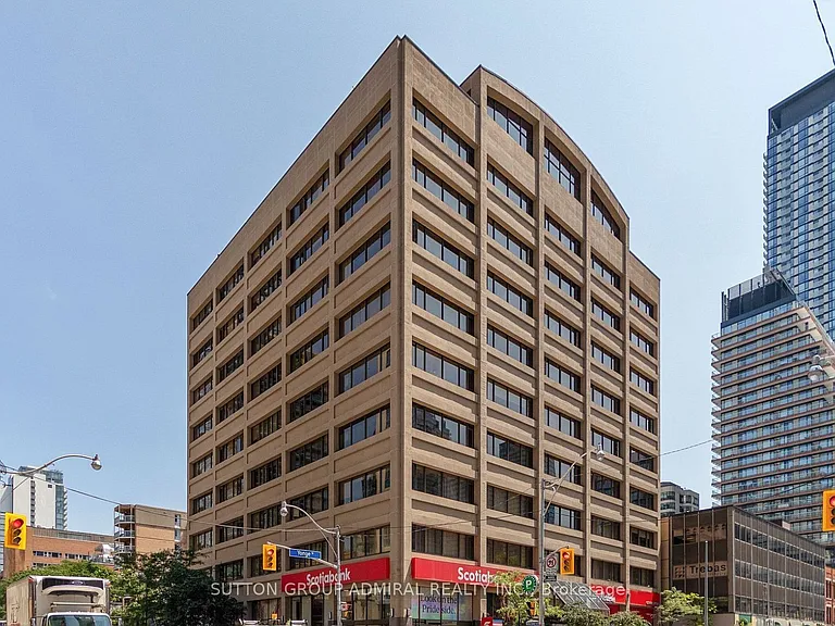 555 Yonge St #510 — Photo 2
