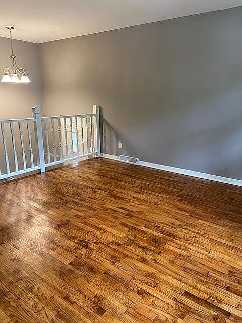 2nd image of 812 41st St
