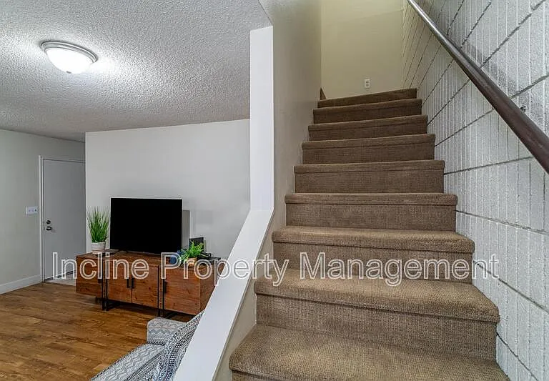 781 N Valley View Dr #16 — Photo 26
