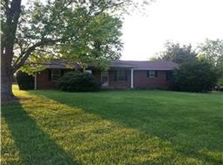 4911 Highway 31w, Cottontown, TN 37048