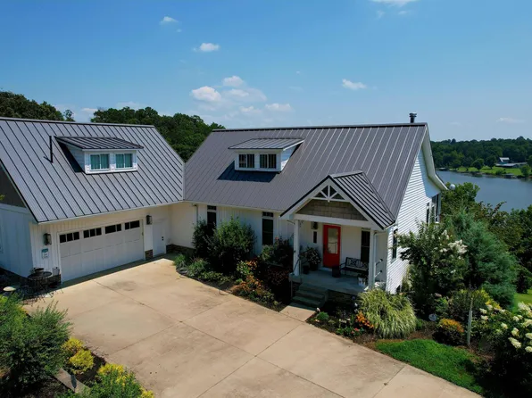 933 Cantrell Rd, Eddyville, KY 42038