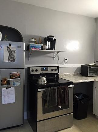 2nd image of 12 Parsons St