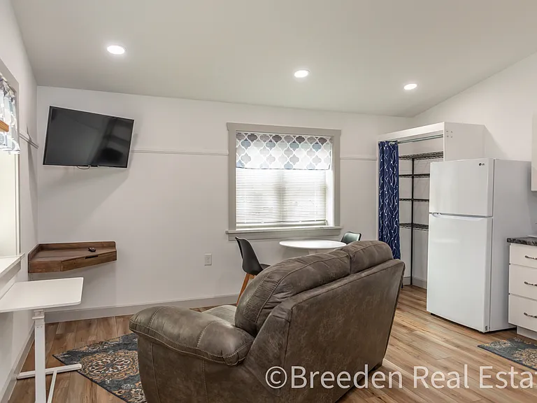 129 California St #1 — Photo 16