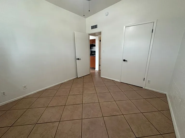 401 W 5th St #508-S-& — Photo 9