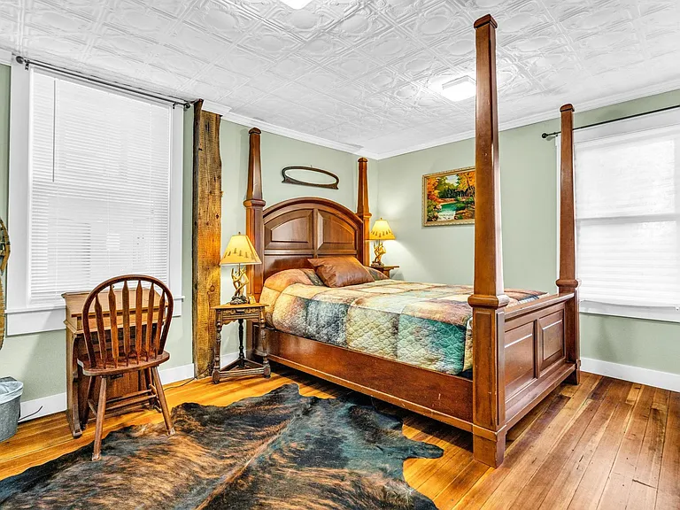 140 Elm St #102 — Photo 34
