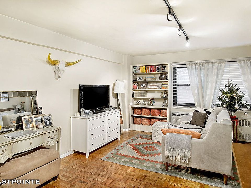 1st image of 335-341 E 51st St