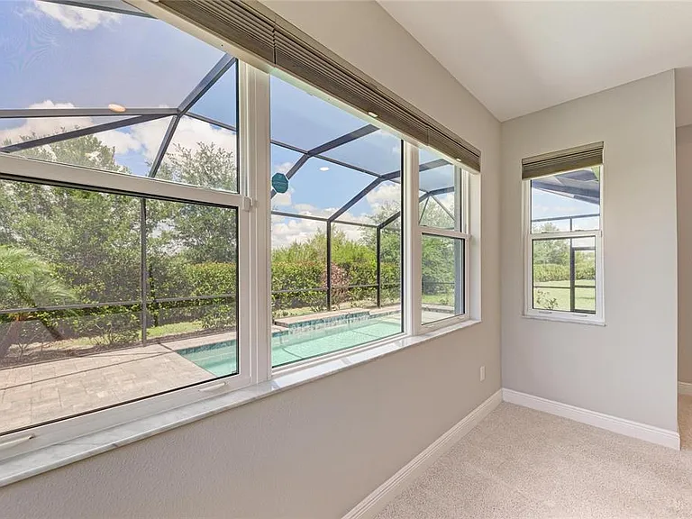 4745 Antrim Dr — Photo 41