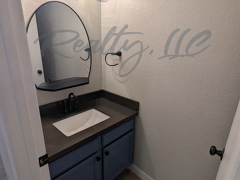 921 W University Dr #1107 — Photo 11