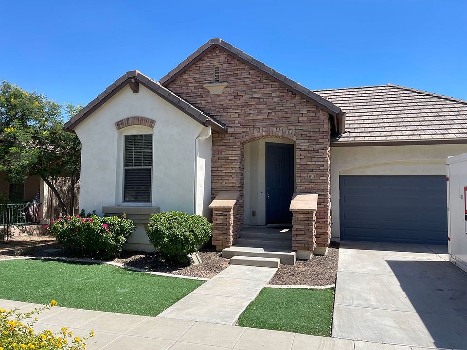 1st image of 15415 W Aster Dr