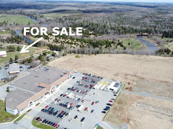 373 Highway 214, Elmsdale, NS B2S 2L8