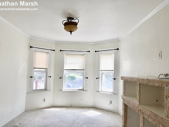 5th image of 42 Draper St Floor 1