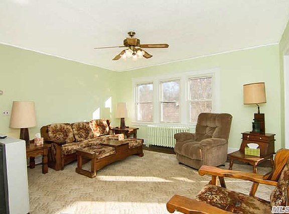 4th image of 109 Lakeland Ave