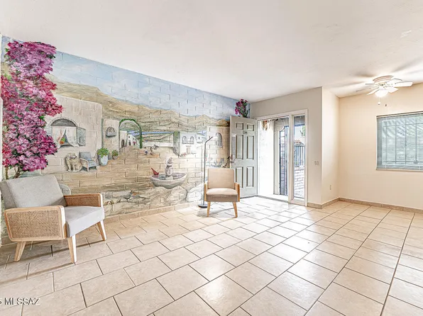 1022 S Calle De La Temporada, Green Valley, AZ 85614